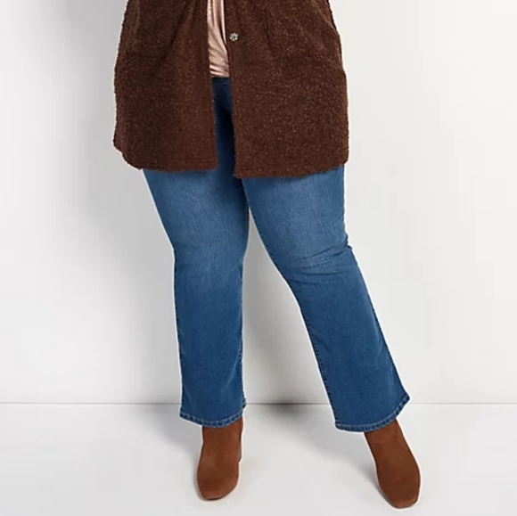 DENIM AND COMPANY PULL-ON 5POCKET MED WASH JEANS - Picture 2 of 4